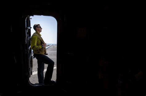 DVIDS - Images - Flight Operations Aboard USS Somerset (LPD 25) [Image 8 of 12]