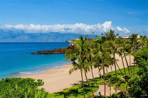 Kaanapali Beach Hotel Cheap Vacations Packages | Red Tag Vacations