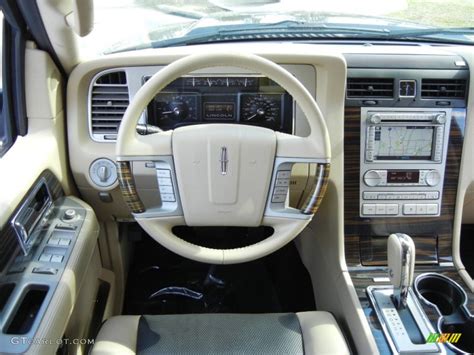 2010 Lincoln Navigator Limited Edition 4x4 Dashboard Photos | GTCarLot.com