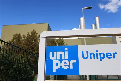 Uniper Dents Sweden’s Nuclear Hopes With Firm ‘No’ to New Plants - Bloomberg