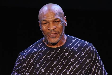 Is Mike Tyson Fighting Again? $20 Million Bare Knuckle Boxing Deal ...