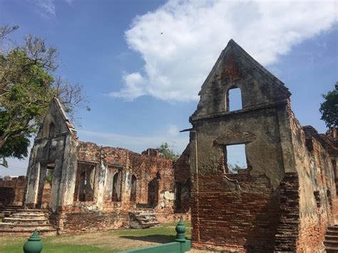 Lopburi Historical Park Tour from Bangkok - TakeMeTour