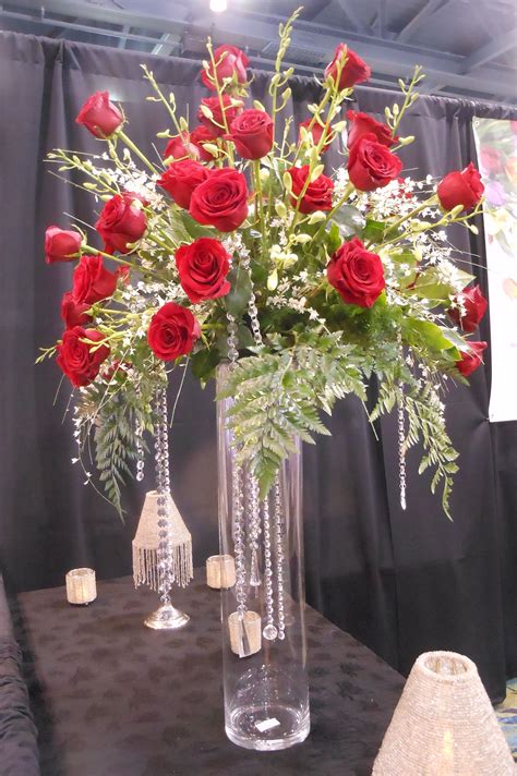 The Blooming Idea - Blog | Wedding flower arrangements, Red roses ...