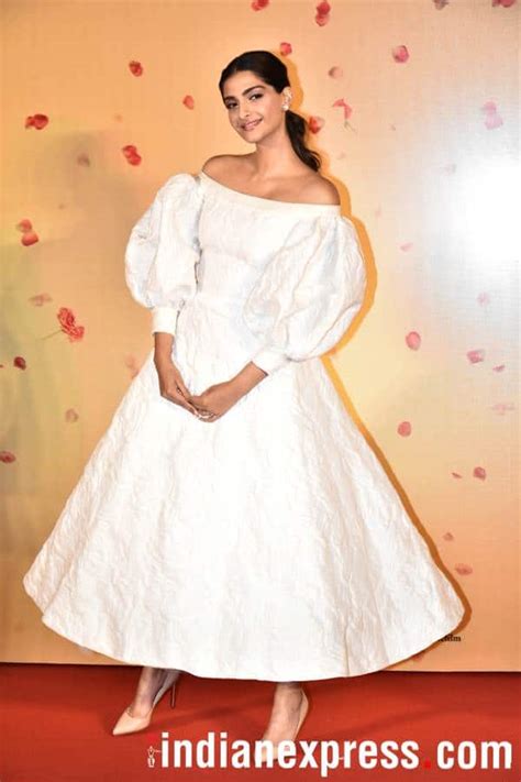 Veere Di Wedding actor Sonam Kapoor on marriage: Everybody will know everything in good time ...