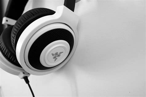HD wallpaper: white and black Razer corded headphones, instagram, video ...