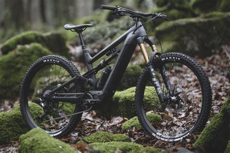 Canyon’s e-bike version of big-hitting Torque: 175mm travel, Shimano EP8 and a thirst for ...
