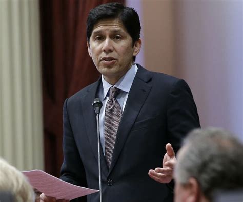 California Senate OKs Statewide Immigrant Sanctuary Bill | Newsmax.com