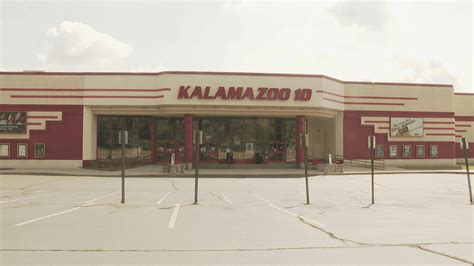 Owners push to reopen movie theaters, including Kalamazoo 10 | WWMT