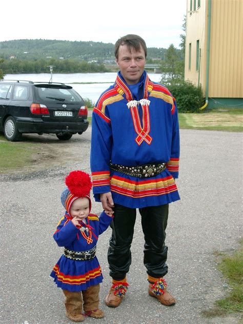 Hello all, Today I will do an overview of the costumes of the Saami ...