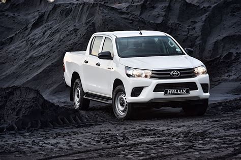 2015 Toyota HiLux Double Cab Specs & Photos - autoevolution