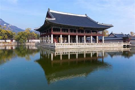 Gyeonghoeru (Royal Banquet Hall) at Gyeongbokgung Palace [… | Flickr