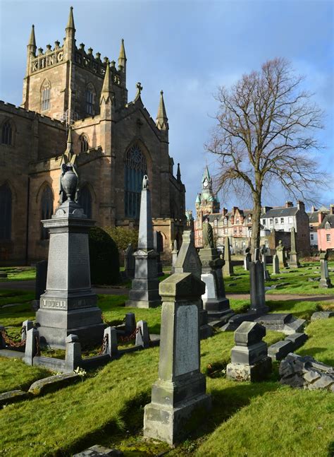 Tour Scotland Photographs: Tour Scotland Photographs Video Dunfermline Abbey Fife