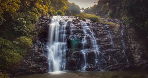 Abbey Falls Coorg (Timings, Entry Fee, Images, Best time to visit, Location & Information ...