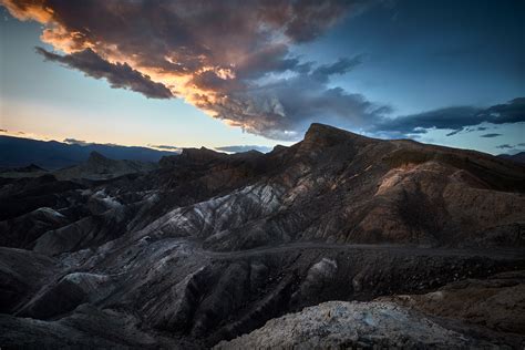 Zabriskie Point Death Valley Sunset - Sunset at Zabriskie Point (Death ...