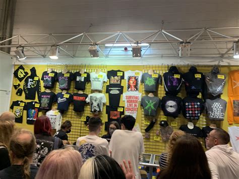 Post human tour merch : r/BringMeTheHorizon