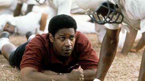 Denzel Washington Recreates Iconic Scene With Football Icon, Fans Are ...