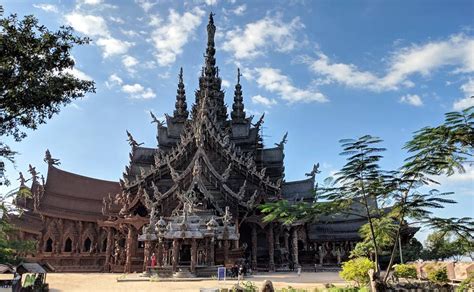 Sanctuary Of Truth Pattaya / The Sanctuary of Truth Pattaya | Thailand, Pattaya Show ... / The ...