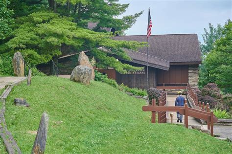 Visitors Center - Laurel Caverns