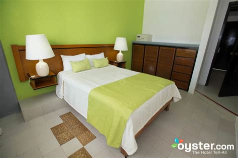 Cancun Bay Resort Review: What To REALLY Expect If You Stay