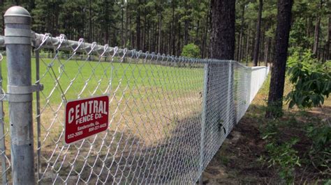 What to do When Your Chain Link Fence is Rusted - Central Fence Co.