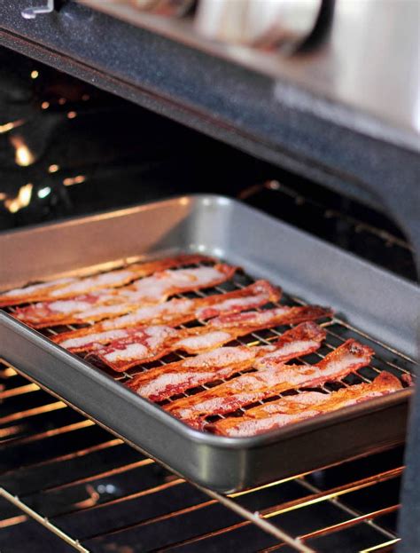 How to Cook Crispy Bacon in the Oven | The Novice Chef