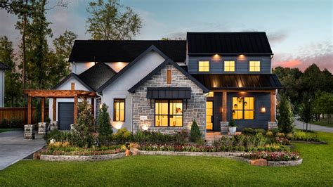 New Home Community Woodson's Reserve - Executive Collection in Spring, TX | Toll Brothers