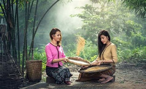 Thai Culture - 15 Customs You Should Know