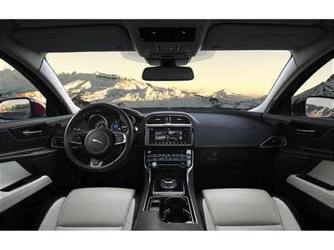 2018 Jaguar XE: 139 Interior Photos | U.S. News