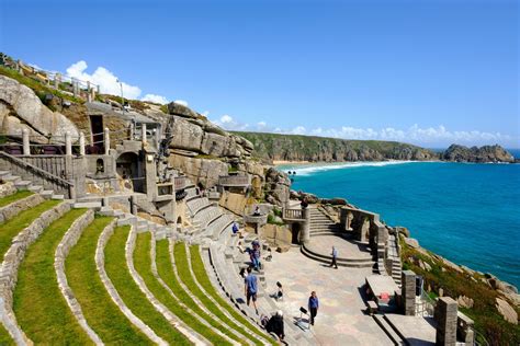 A Summer of outdoor theatre and movies in Cornwall - Kilden Mor