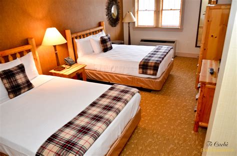 Bear Mountain Inn Queen Queen Room - featuring two queen size beds. Also available- satellite TV ...