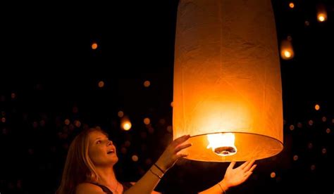 Thailand's 2022 Lantern Festival | Mundo Asia