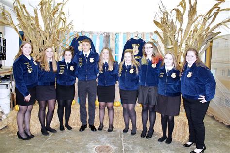 Indian Valley FFA holds drive-thru awards | The Bargain Hunter