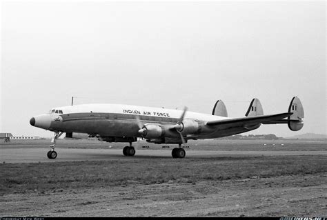 Lockheed L-1049G Super Constellation - India - Air Force | Aviation Photo #2640135 | Airliners.net