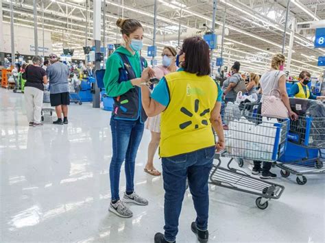 Walmart workers reveal the most shocking part of their jobs, from customers snacking in the ...