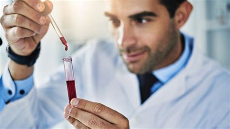 Blood test 'can check for more than 50 types of cancer' - BBC News