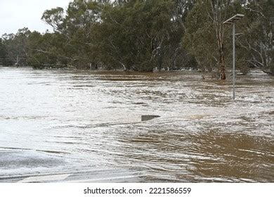 2011 Earthquake Tsunami Japan Stock Photo 2221586559 | Shutterstock