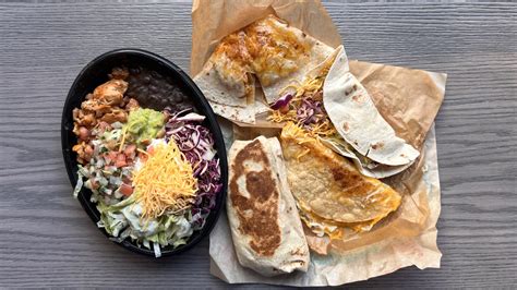 We Tasted And Ranked Every Item On Taco Bell's New Cantina Chicken Menu