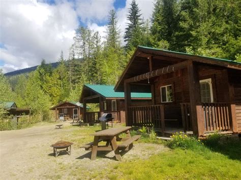 Cabin Rental Revelstoke - Noah's Ark Resort