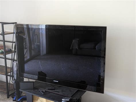 Free sofa, TV, and bed frame : r/UCSC