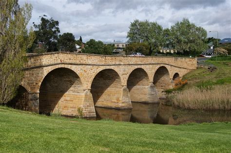 On The Convict Trail: Richmond Bridge