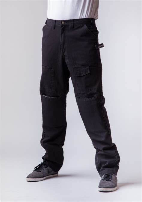 The 5 Best Work Pants for Construction Workers in Need of Quality | Clever Handymen