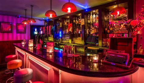 London Hen Party Bars - Simmons Bars