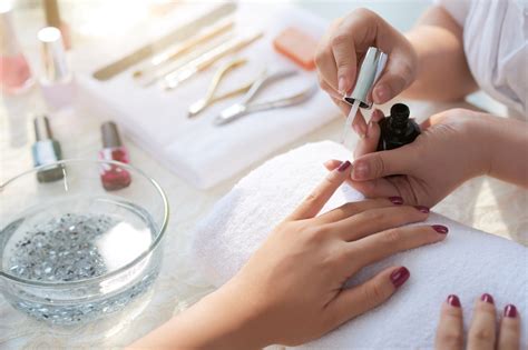 10 Reasons Why You Should Try a Beauty School Salon - Empire Beauty School