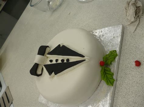 Staff Christmas Cake Workshop – Conisborough College