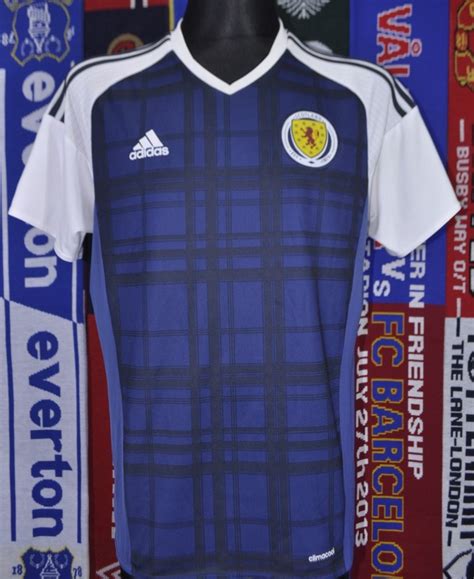 Scotland Home football shirt 2015 - 2017.