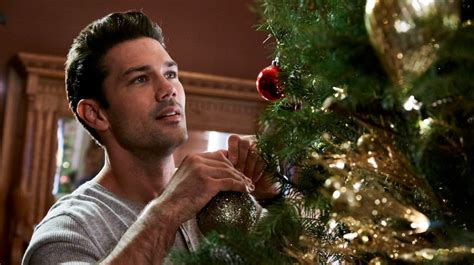 General Hospital's Ryan Paevey Stars in Hope at Christmas