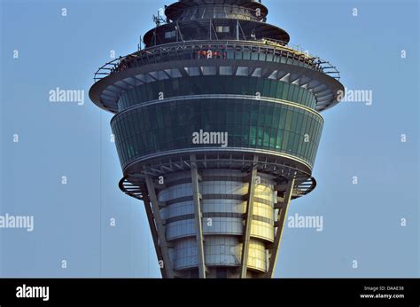 Macau tower skywalk hi-res stock photography and images - Alamy