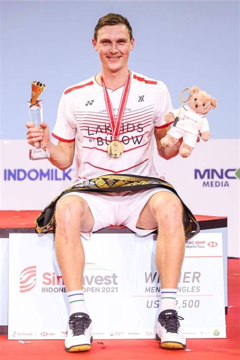 Viktor Axelsen [2023 Update]: Records, & Olympics - Players Bio in 2023 ...