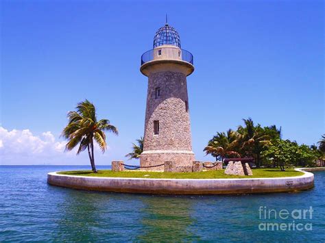 Boca Chita Lighthouse in Key Biscayne, Miami, Florida. Go to www ...