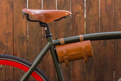 100% Handmade Leather Bicycle Saddlebag | Shop Galen Leather